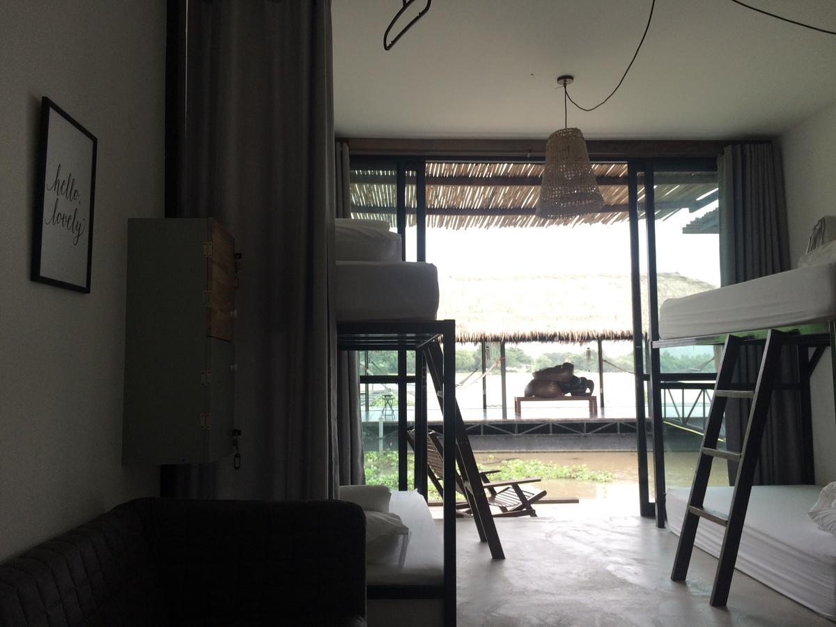 D Hostel Kanchanaburi Extérieur photo